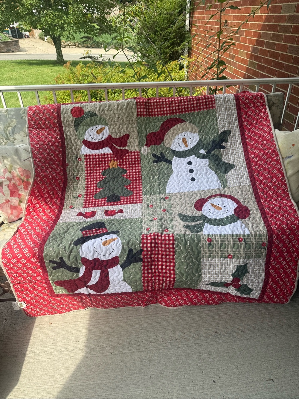 BNWTs Snowman Quilt